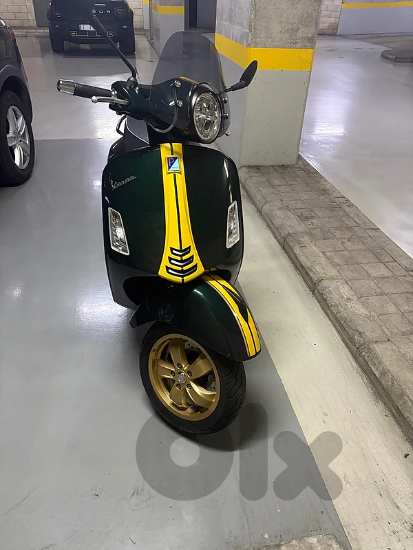 Vespa 300 GTS - Special Edition Racing Sixties