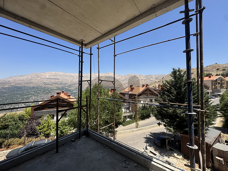 GM701RAJ Chalet for sale in Zaarour - شاليه للبيع في الزعرور