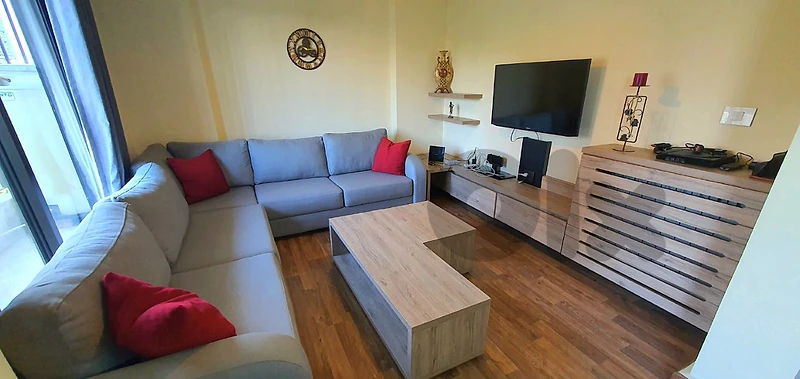 شقة مفروشة للايجار في الاشرفيةFurnished apartment rentAchrafieh/sioufi
