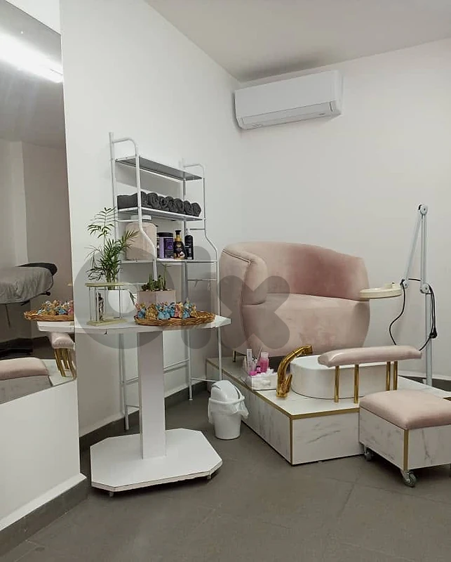 Pedicure chair 200