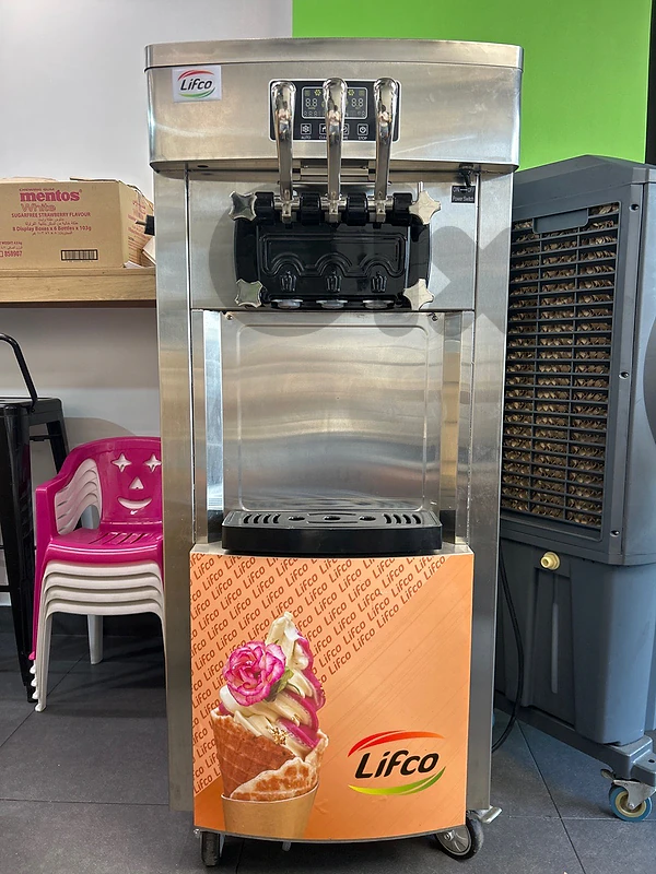ice cream machine brand lifco