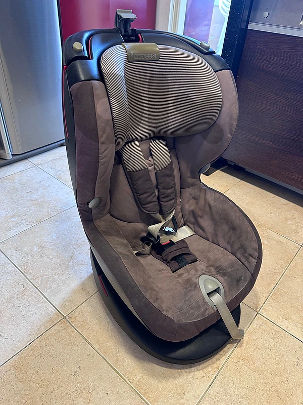 Maxi-Cosi Baby Car Seat