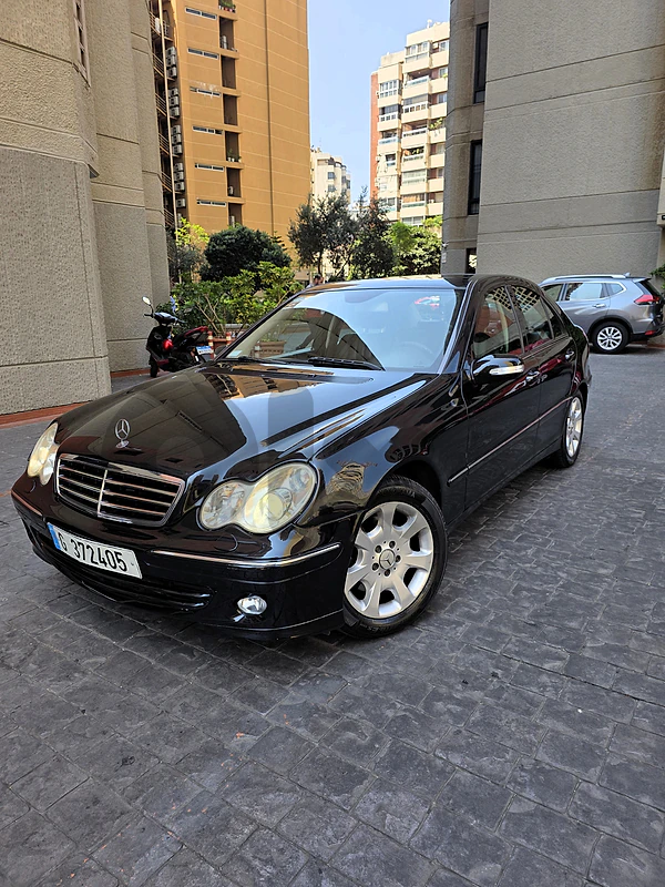 2006 Mercedes-Benz C 280 (AWD) In an Excellent Condition