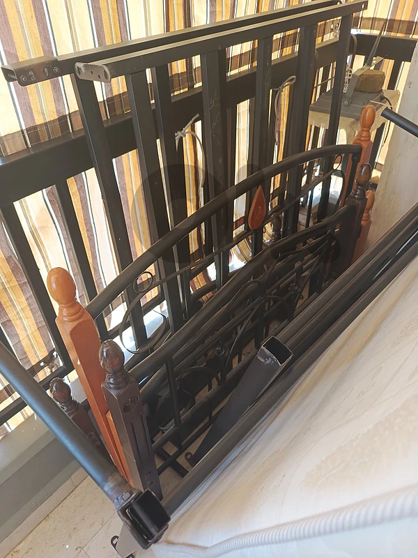 used 120 × 195cm bed
