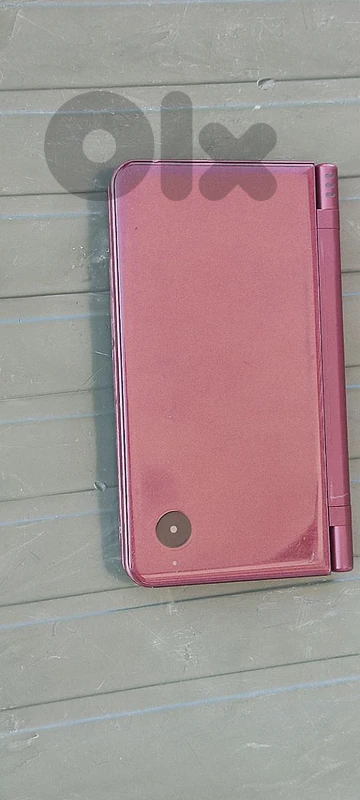 Nintendo ds xl بدون شاحن وقلم