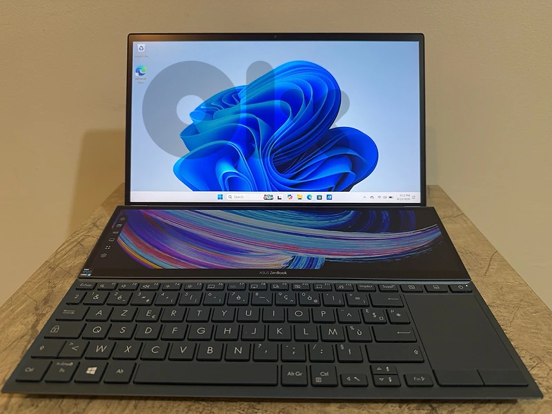 ASUS ZenBook UX482EAR
