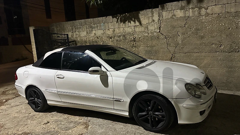 Mercedes-Benz CLK-Class 2006 2005