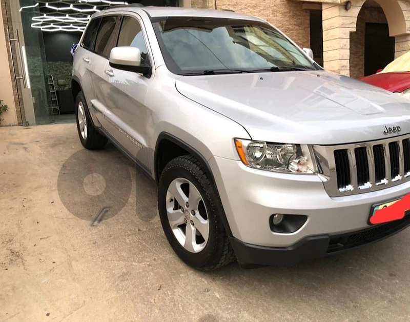 Jeep Grand Cherokee 2011 Laredo V6