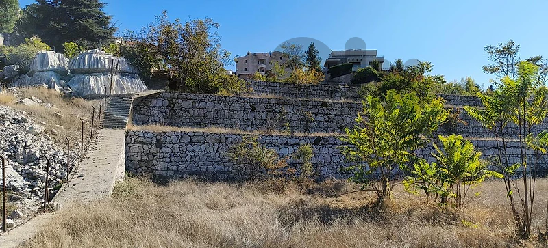 Large Land with Private Villa & Pool for Sale in Ajaltoun