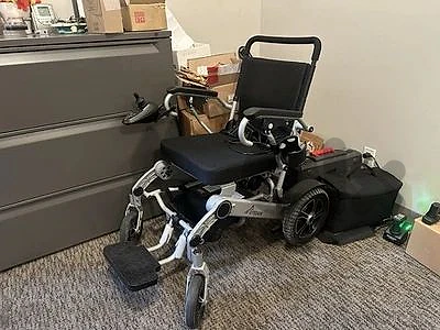 Aotedor Folding Electric Wheelchair