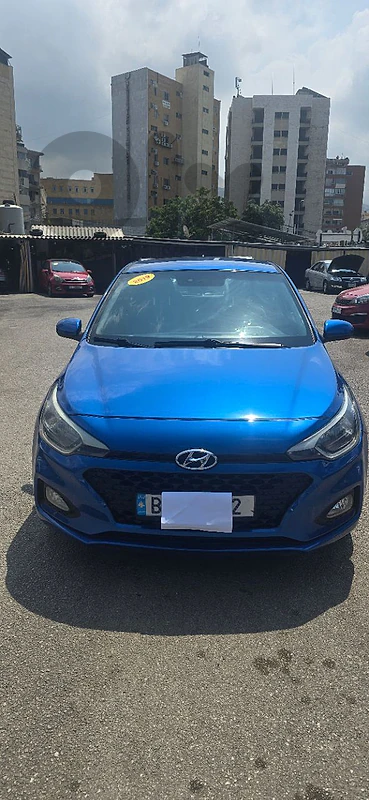 Hyundai I20 2019 blue navy company source f.o like new