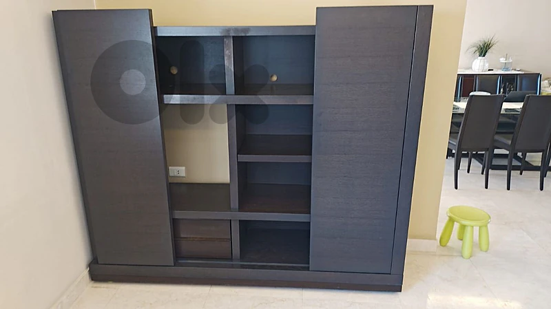 Large Modern Entertainment & Storage Wall Unit – Excellent Condition