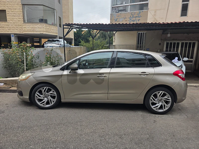 Citroen C4 2012 | Amazing condition!