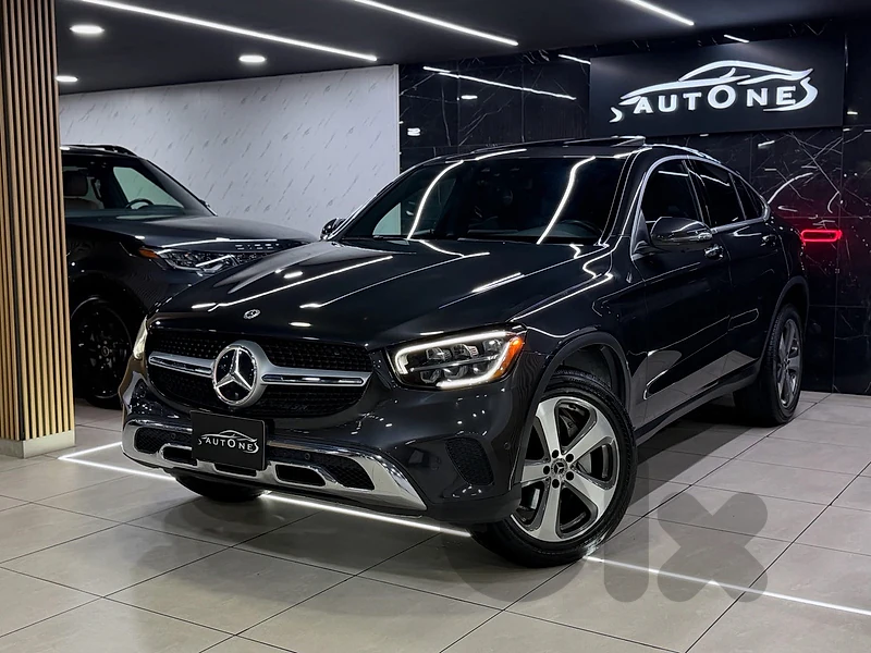 2020 Mercedes-Benz GLC300 Coupe 4Matic (CLEANCARFAX)