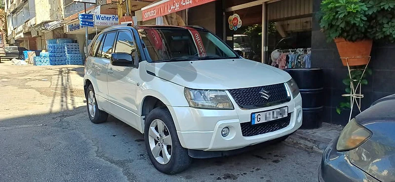 Suzuki grand vitara 2010