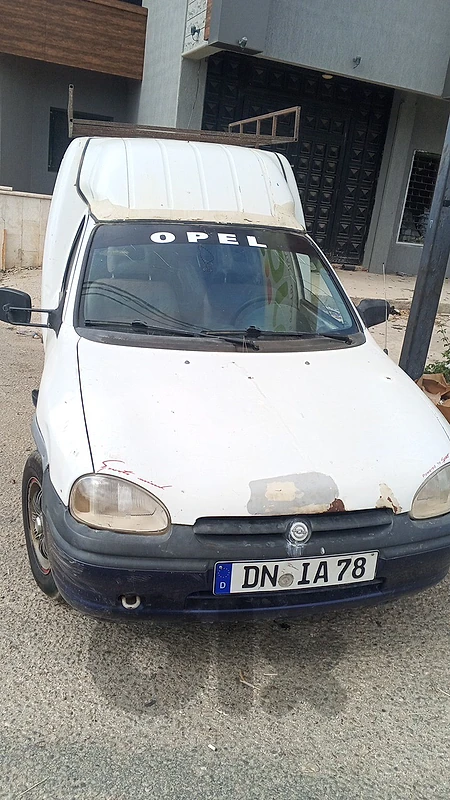 أوبل آدم 1997 71607418