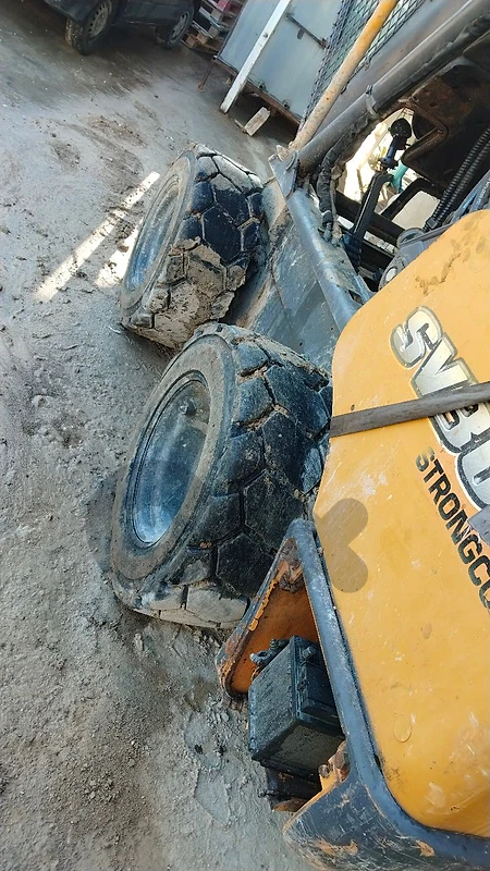 skid steer