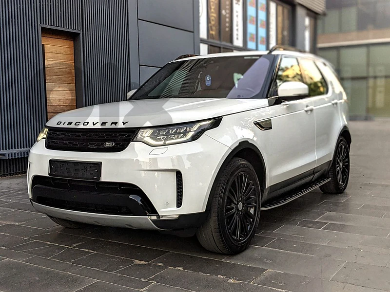 Land Rover Discovery 5 2018 HSE Si6 / Full service history at agency