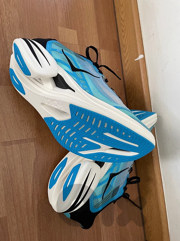 Running shoes