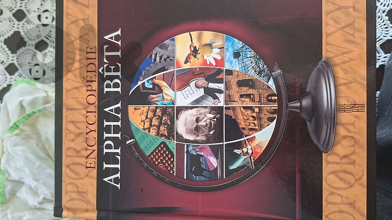 encyclopedia Alpha bêta new never used