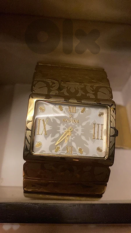 watch original by rovina