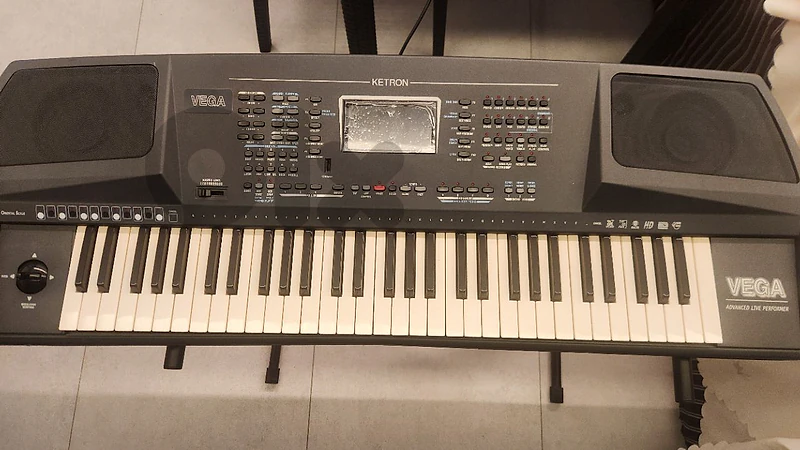 Ketron Keyboard