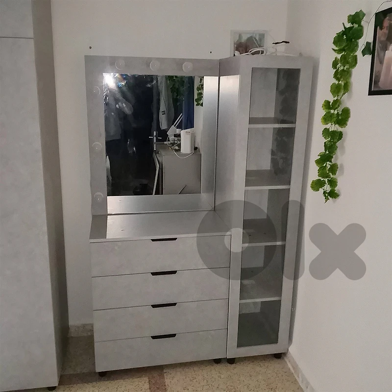 شفنيرة مع مراية دبل جديدة من المعمل