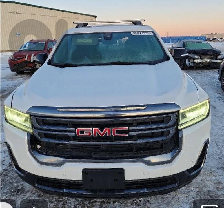 2023 - GMC ACCADIA  AT4 - 6 CYLINDERS AWD 40000 MILES
