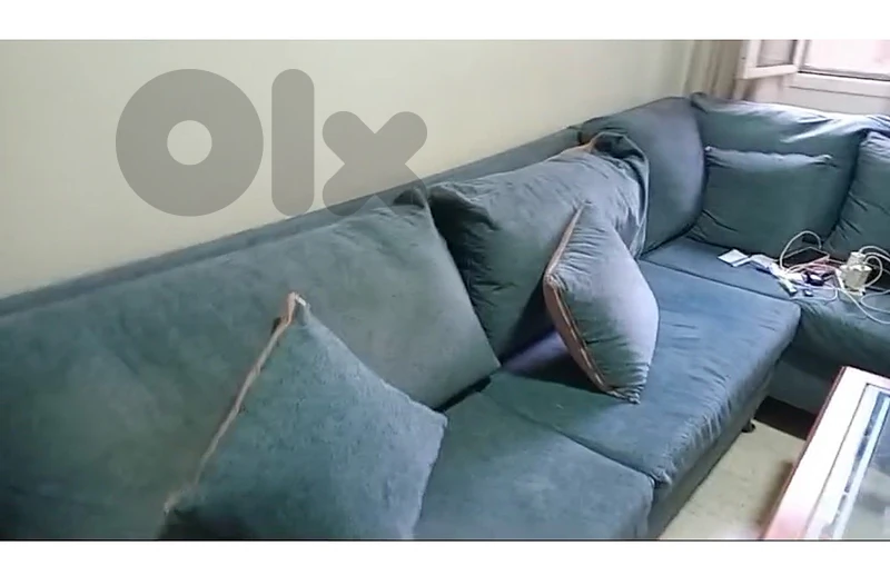 2 sofas