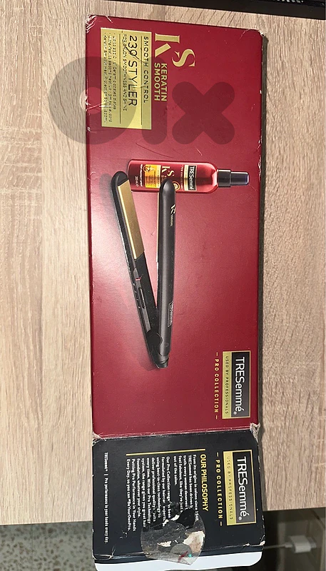 TRESemmé Keratin Smooth Control 230 Styler (Model 2066BU)