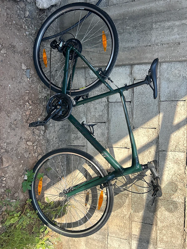 Specialized sirrus hybrid bike