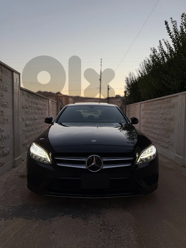 Mercedes C300 2019 2WD California Source 73000 miles