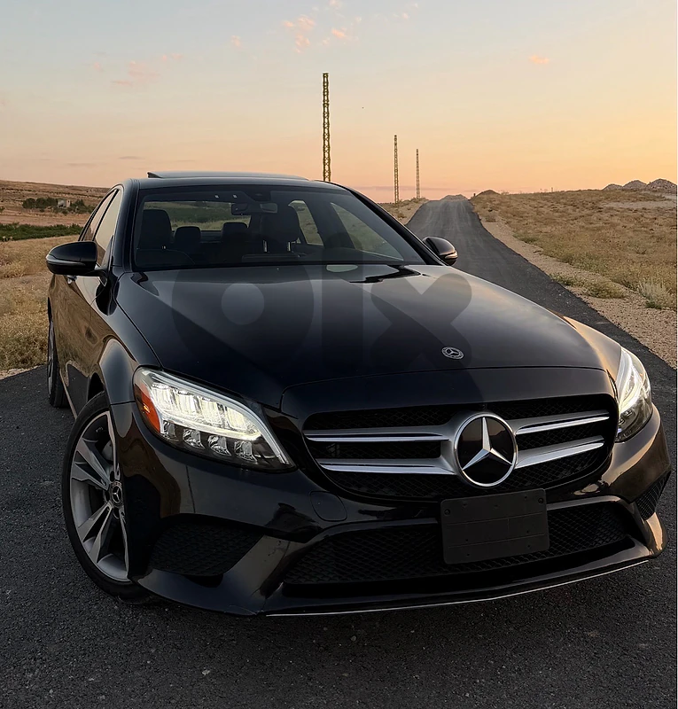 Mercedes C300 2019 2WD California Source 73000 miles