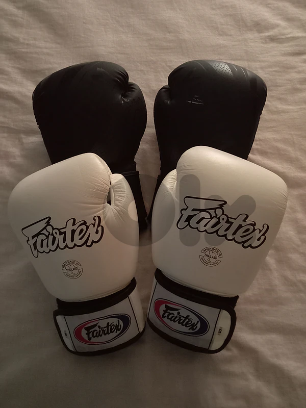 boxing gloves original