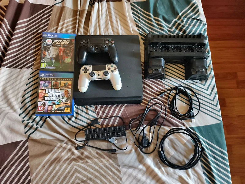 ps4 slim