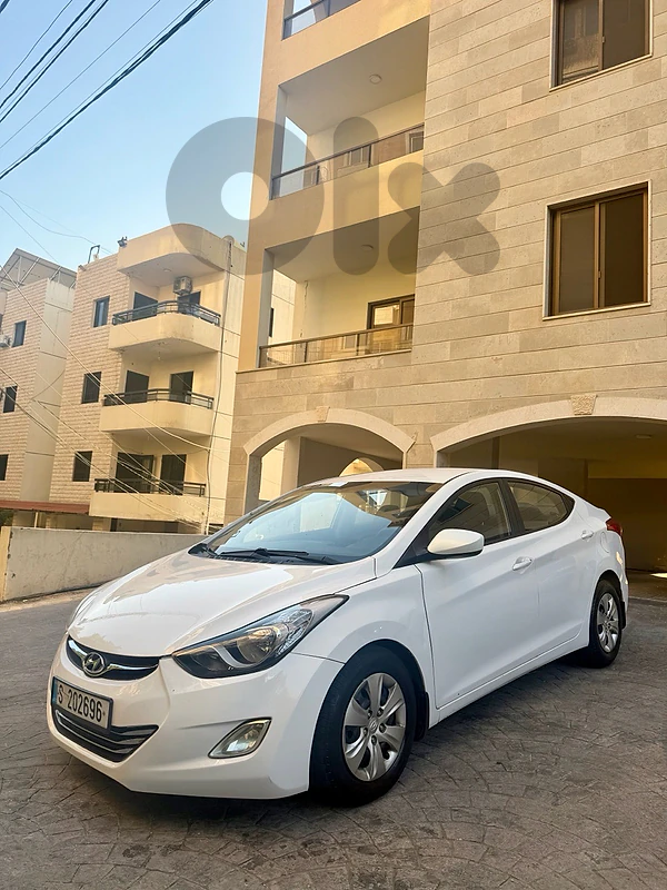 Hyundai Elantra 2013