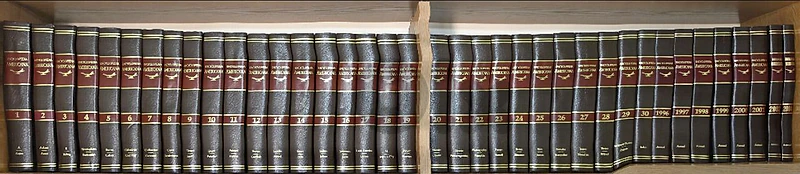 Encyclopedia Americana 1995 – Complete 30-Volume | Excellent Condition