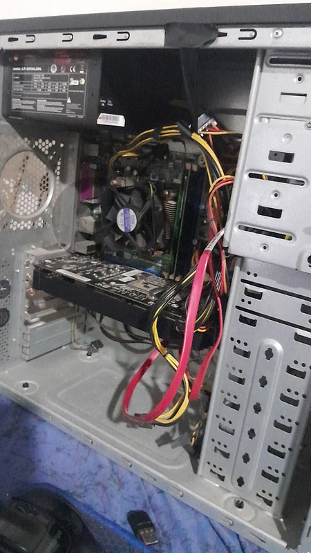 gaming pc 1060+16g ram+core i5+board intel+power siply 600w+2 ssd 240g