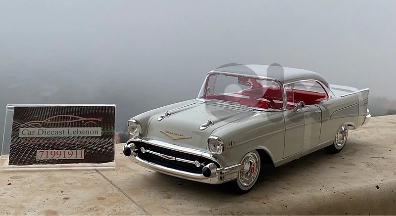 diecast model car chevrol bel air model car 1/18 in white