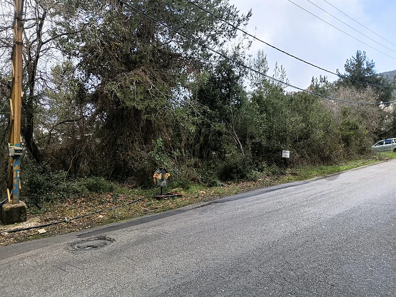 Prime 1,000 sqm Land for Sale in Kfour – Clean Title, Road Access