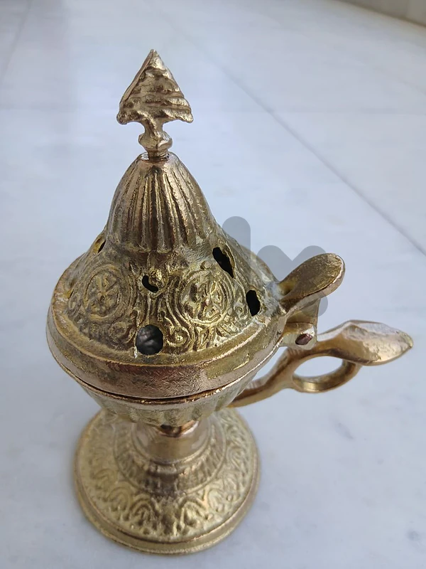 مبخرة كنسية مبخرة كنسية