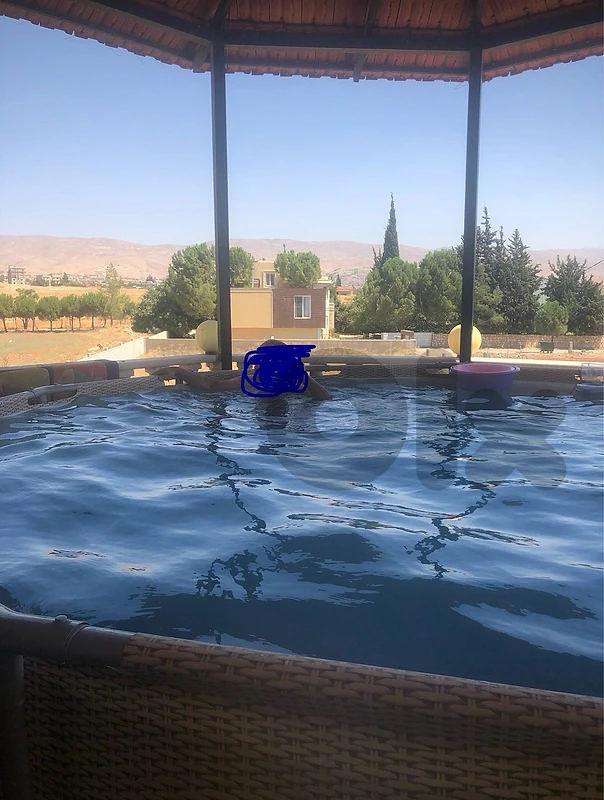 مسبح ٤*٤ دائري