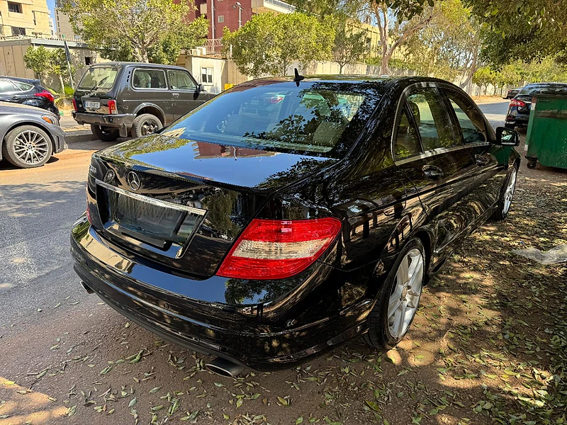 Mercedes-Benz C-Class 2010 300 Mercedes-Benz C-Class 2010 300