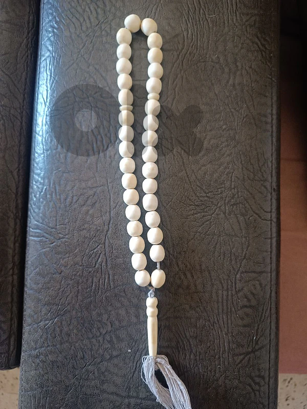 مسبحة عاج نيجيري