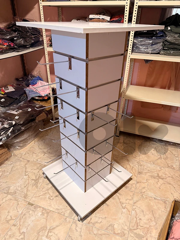 Rotating stand for accessories