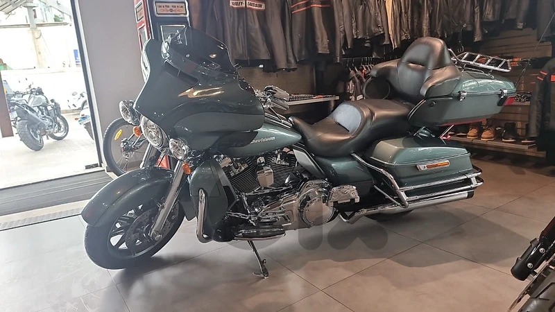Harley Davidson Street Glide Ultra