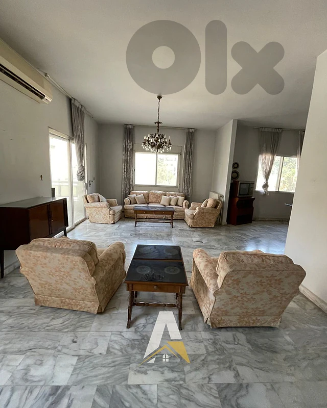 300 SQM Apartment In Mezher