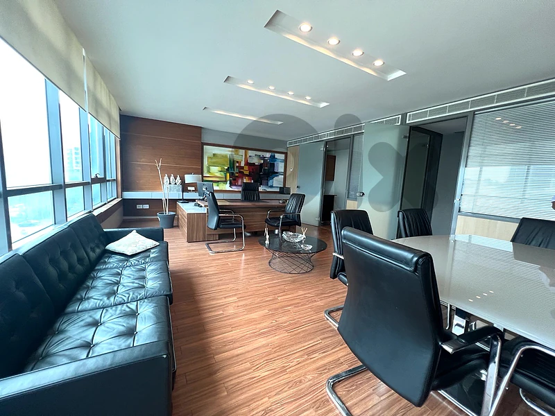 prime location office for rent in hazmieh