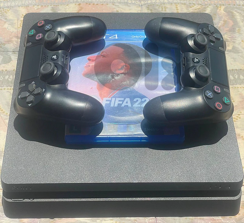 ps4 slim b3da jdideh