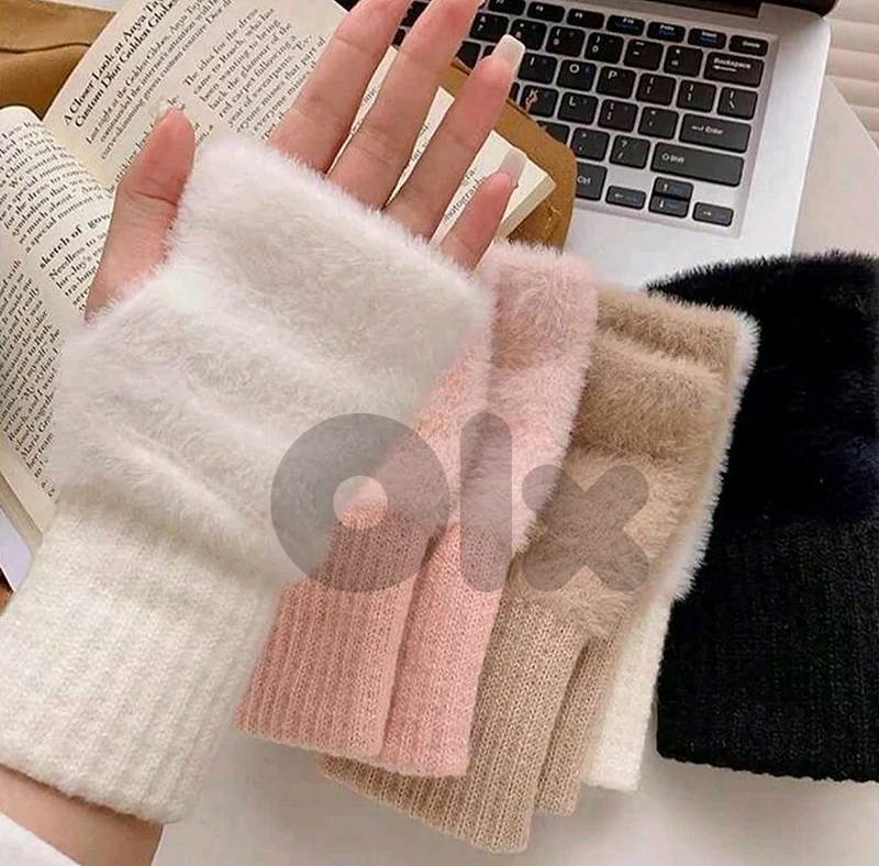 1/2 Pairs Women's Solid Color Warm Knitted Fingerless Gloves
